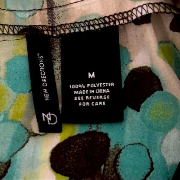 New Directions Silky Flowing Top - Picture 8 of 9